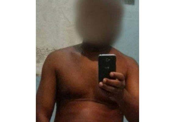 Roboacute celular y envioacute foto desnudo a la mujer del damnificado