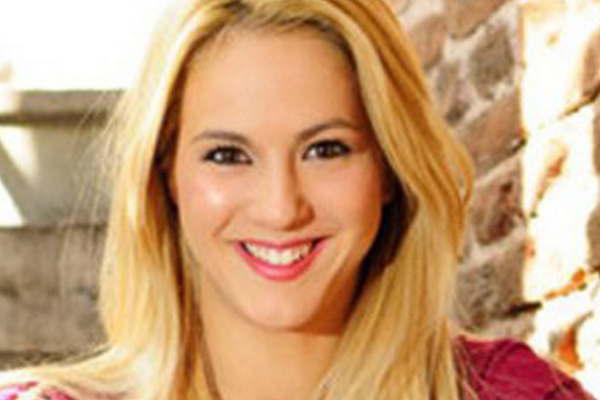 Flor Vigna iraacute tras el amor de Juliaacuten Serrano