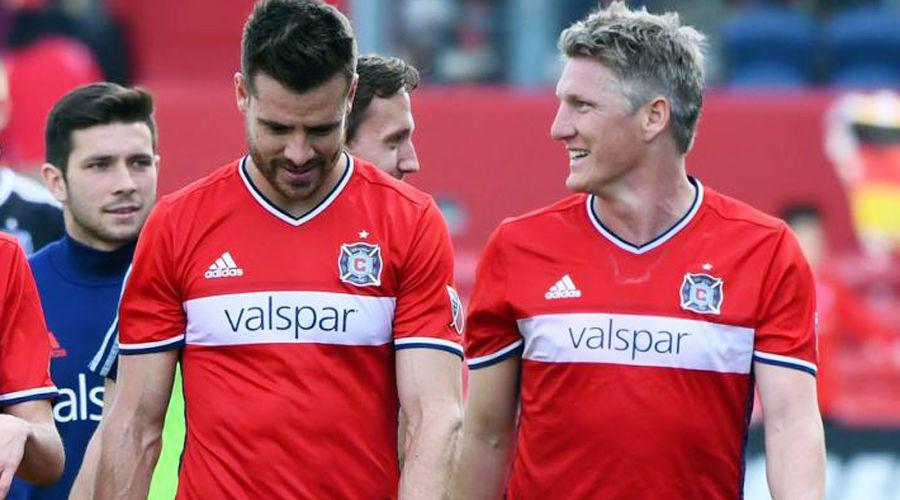 Video  La broma de Bastian Schweinsteiger a su compantildeero argentino