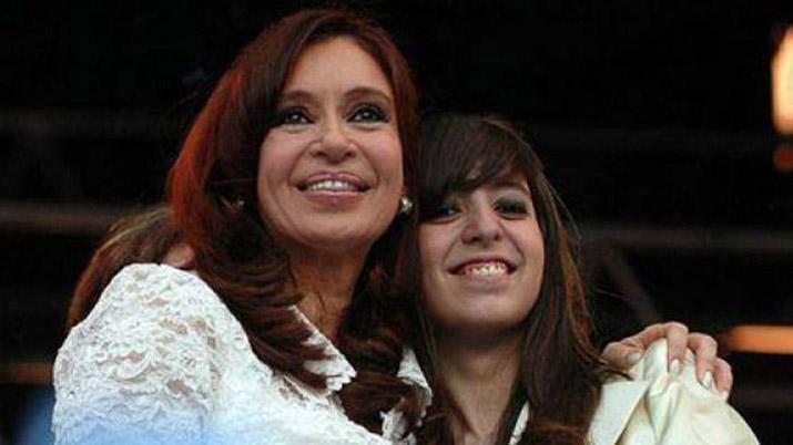 Bonadío autorizó la salida del país de Cristina Kirchner y su hija