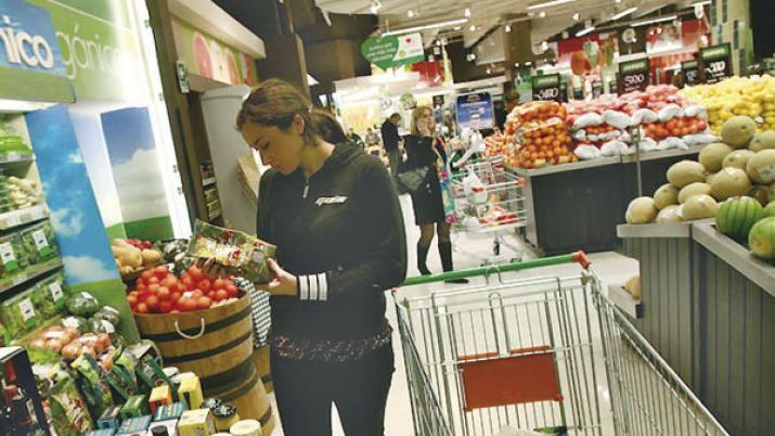 Una familia tipo necesita 14090 para no ser pobre