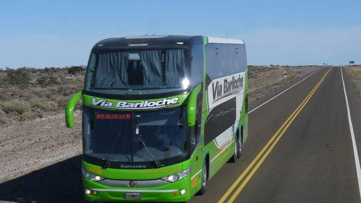 Escrachan a colectivero que no cedió paso a la ambulancia