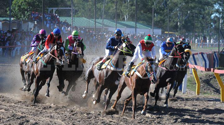 Jockey tucumano en grave estado tras accidentarse en el hipoacutedromo