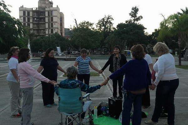 Mantildeana se realizaraacute un nuevo encuentro de Danzas Circulares