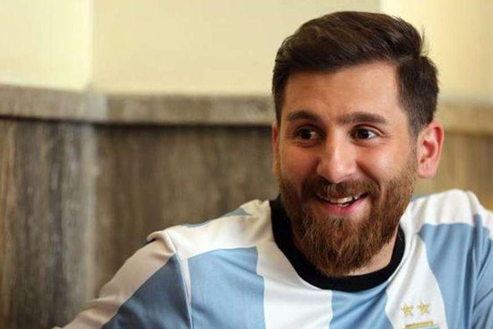 Riza Parstish el doble de Messi