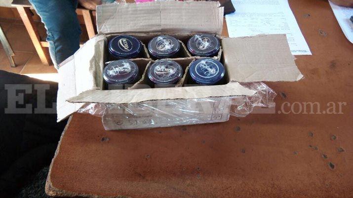 Fernaacutendez- descubren frascos con marihuana en colectivo de larga distancia