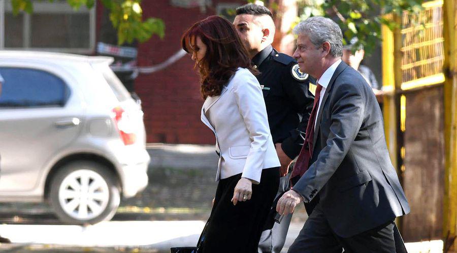 Cristina Kirchner declaroacute maacutes de dos horas