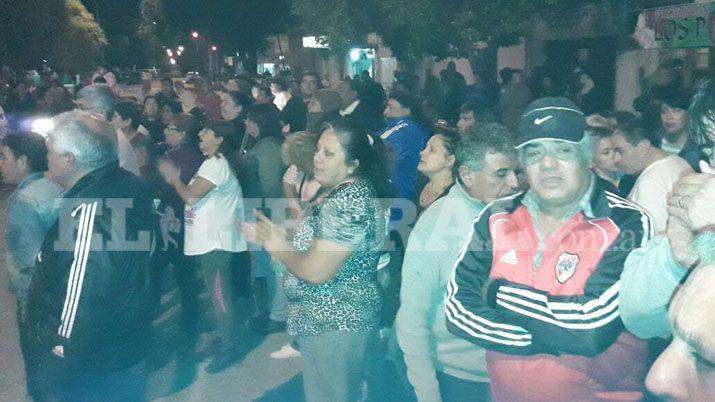 Frías- empleados municipales amenazan con ir a un paro