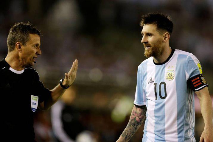 Messi solicitó que se dé por cumplida su sanción
