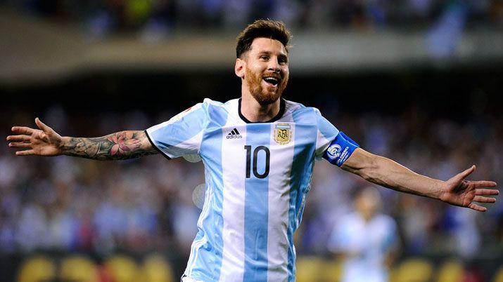 FIFA levantoacute la sancioacuten a Messi