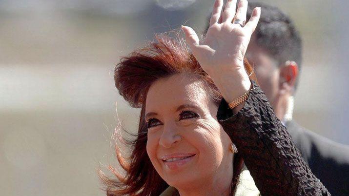 Cristina Kirchner viaja a Europa tras ser habilitada por Bonadio