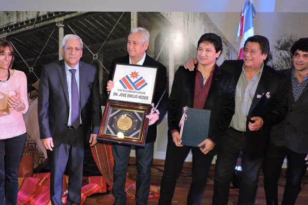 La Legislatura distinguioacute a Los Carabajal Los de Loreto y Marcelo Veacuteliz