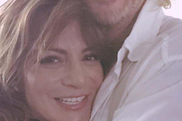 Una actriz mexicana estaacute perdidamente enamorada del actor Facundo Arana 