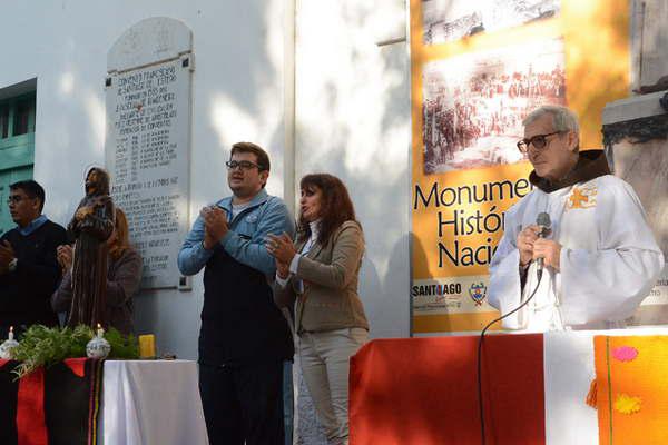 El Colegio San Francisco celebra 400 antildeos de su fundacioacuten en Santiago