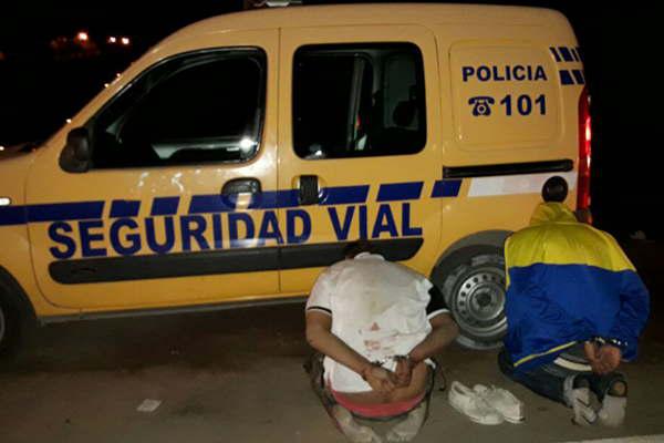 Iban a controlar los papeles y hallan bagullos de cocaiacutena