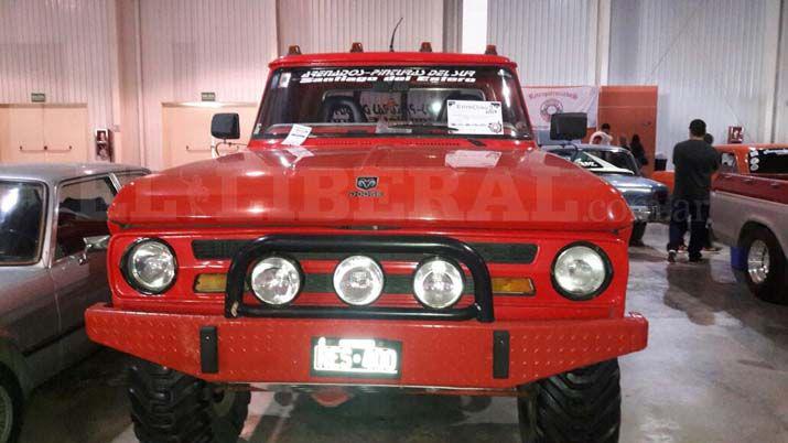 Se realizoacute la tercera exposicioacuten interprovincial de automoacuteviles