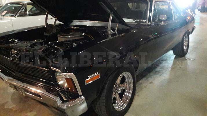 Se realizoacute la tercera exposicioacuten interprovincial de automoacuteviles