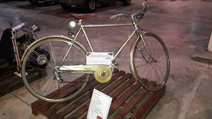 Se realizoacute la tercera exposicioacuten interprovincial de automoacuteviles