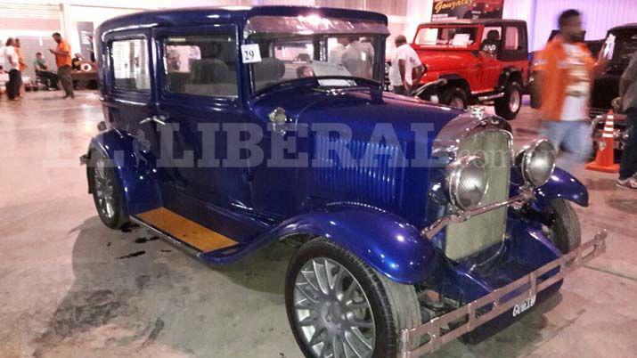 Se realizoacute la tercera exposicioacuten interprovincial de automoacuteviles