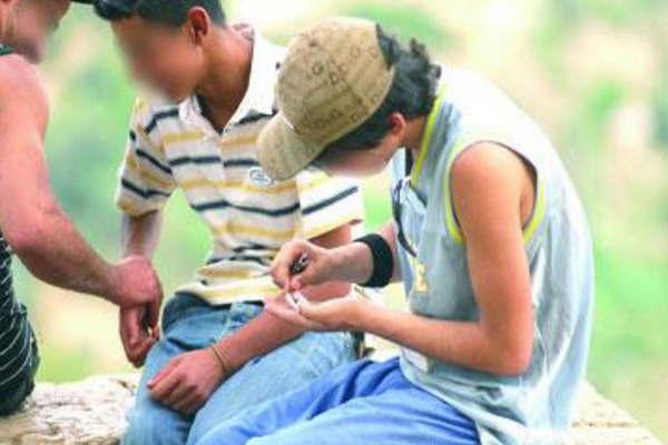 Revelan que bajoacute la edad de inicio en el consumo de drogas en Santiago