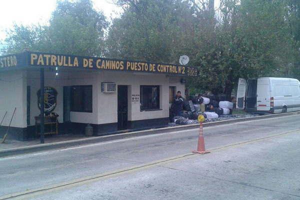 Gendarmeriacutea y la Policiacutea asestaron un doloroso golpe al comercio ilegal