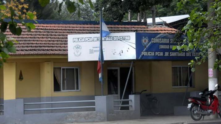 Entroacute a robar vio a su vecina desnuda e intentoacute abusarla