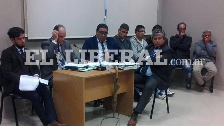 Fiscaliacutea solicitoacute proacuterroga de detencioacuten para la banda de los portentildeos