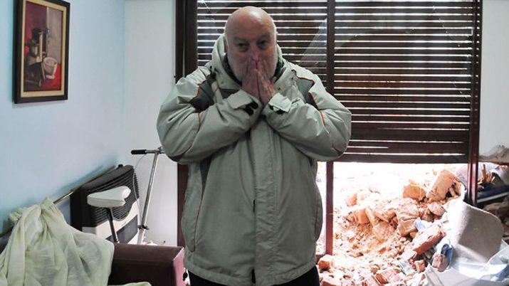 Su perra le salvoacute la vida y murioacute aplastada por una pared