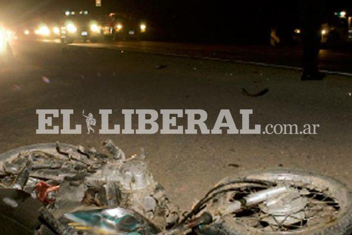 Los ocupantes de la moto tuvieron que ser trasladados al Hospital Regional de esta Capital