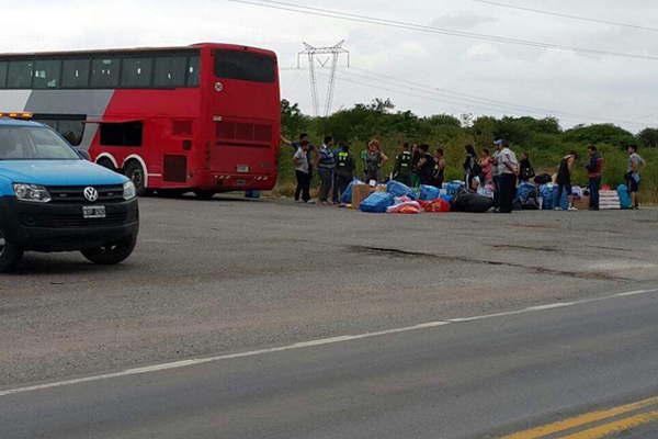 Secuestran mercaderiacutea ilegal por maacutes de  medio milloacuten de pesos
