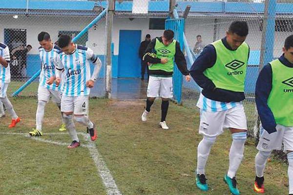 Roban equipo deportivo a la reserva de Atleacutetico Tucumaacuten