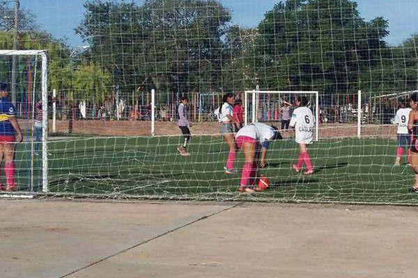 La comuna de Pampa de los Guanacos promueve la praacutectica de deportes 