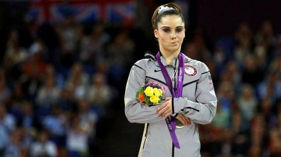 Una ex gimnasta oliacutempica encendioacute Instagram