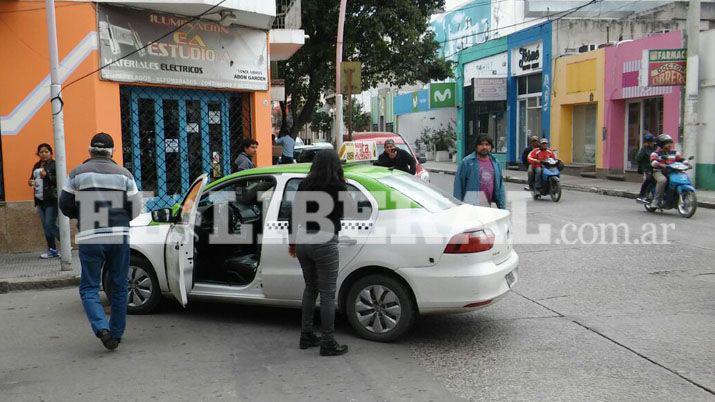Espectacular triple choque en pleno centro de Santiago