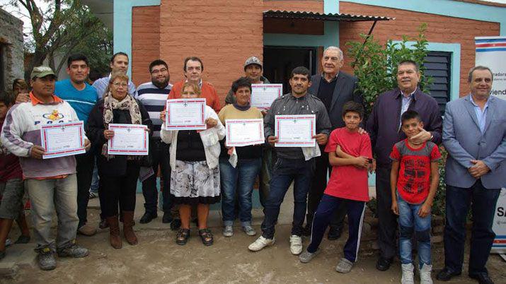 Vecinos de Las Termas recibieron viviendas sociales