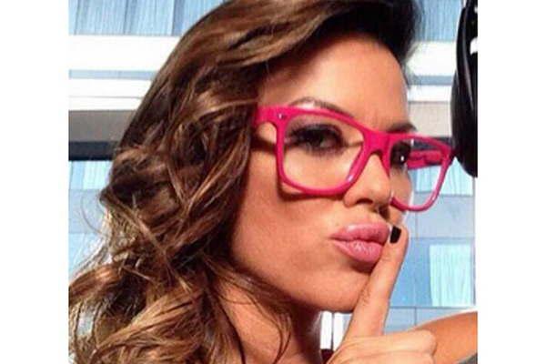 Karina Jelinek aclaroacute que jamaacutes habloacute mal de la China Suaacuterez