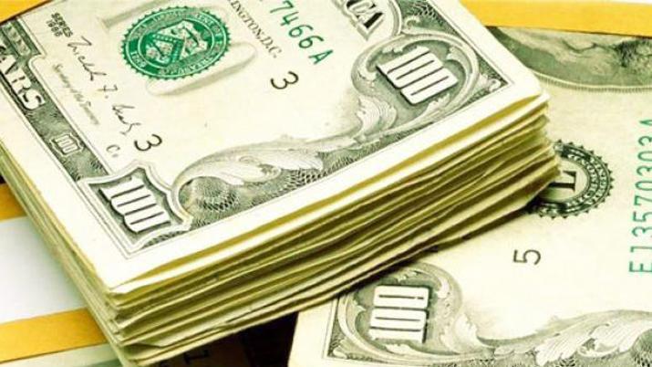 Por la crisis en Brasil el dólar saltó 36 centavos a 1627