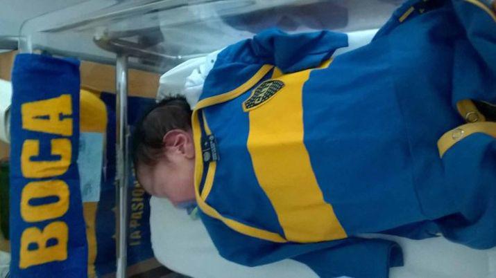 Miraacute el curioso nombre que le puso un fanaacutetico de Boca a su hijo