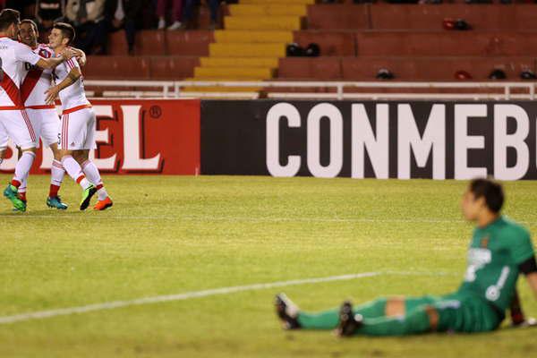 Siguioacute con su paso arrollador en Peruacute