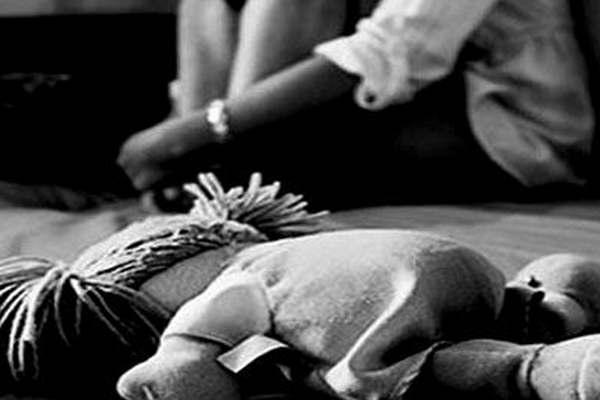 Lo apresan por supuesto abuso de sus tres hijos- un varoacuten y dos nintildeas