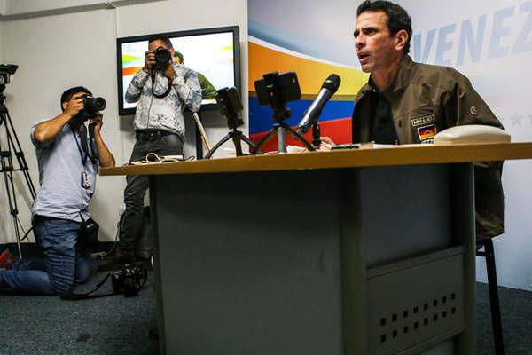Capriles afirmoacute que hay 50 muertos desde el comienzo de las protesta