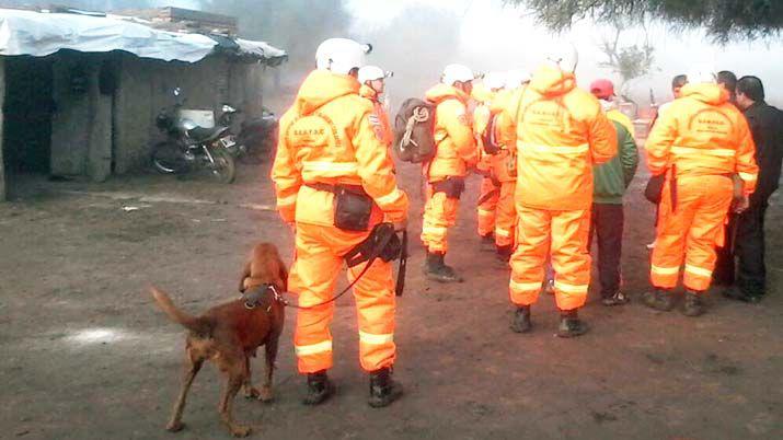 Canes de la Policiacutea de Santiago buscan a Daiana en Tucumaacuten