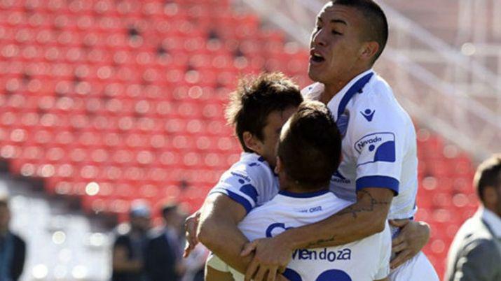 Devastador- Godoy Cruz goleoacute a Veacutelez en Mendoza