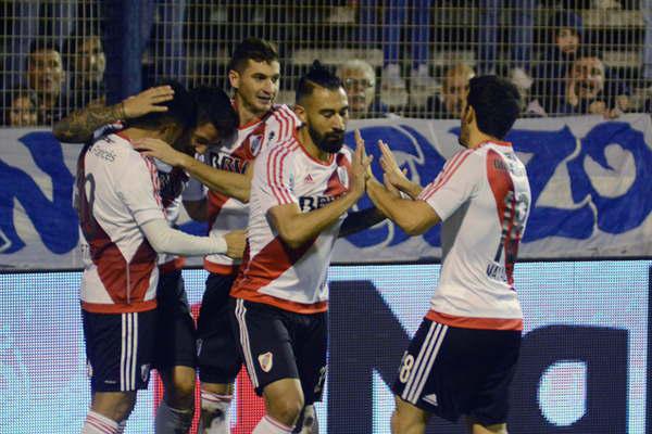 La maacutequina volvioacute a arrollar en La Plata