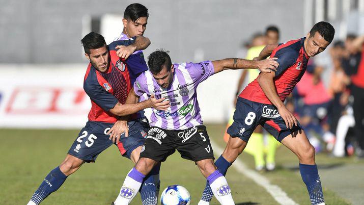 Sacachispas dio el batacazo y eliminoacute a Arsenal por penales