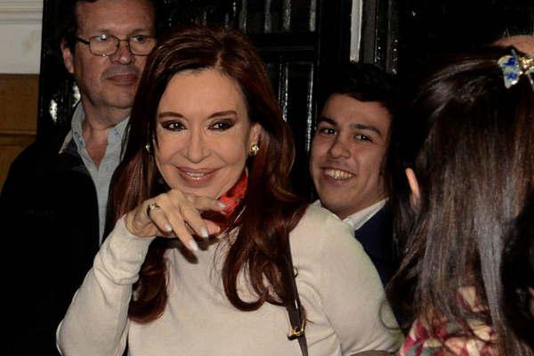 CFK condicionoacute  su candidatura a la  unidad peronista