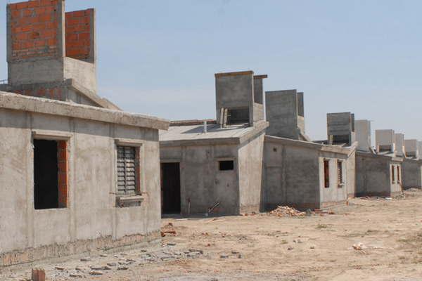 La gobernadora aproboacute la ejecucioacuten de un vasto plan de obr