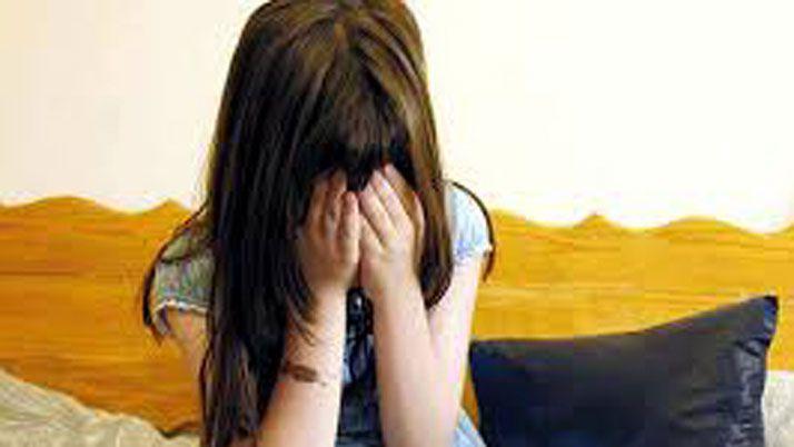 Denuncian que una nintildea fue abusada por sus primos de 17 y 9 antildeos