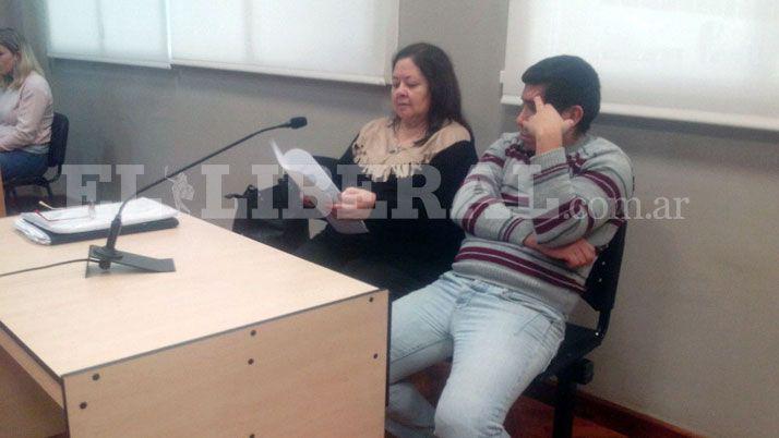 Condenaron a 2 antildeos de prisioacuten en suspenso al profesor hot