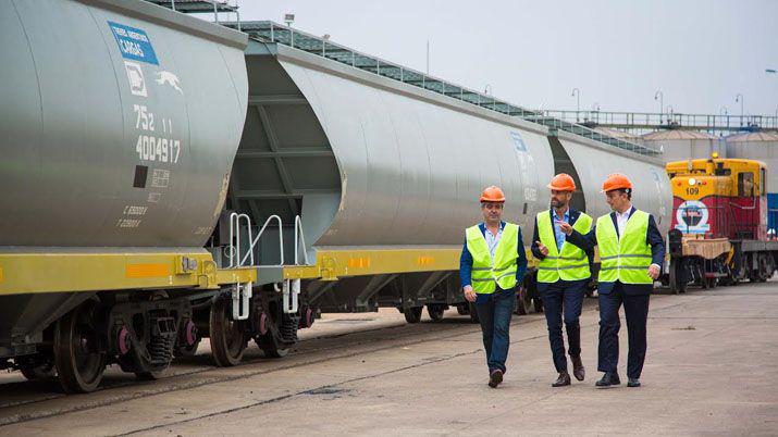 Desde China llegaron vagones para trenes de carga